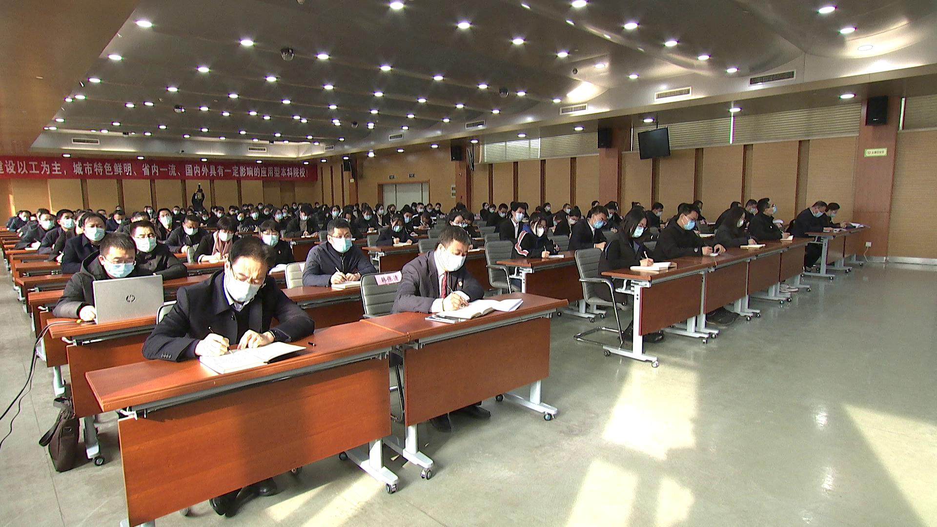 韦韬在太原学院讲思政课时强调坚定理想信念砥砺初心使命在全方位推动高质量发展中书写青春华章