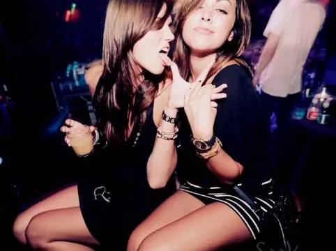 21岁女孩肠道溃烂,女子一周七次肠道溃烂