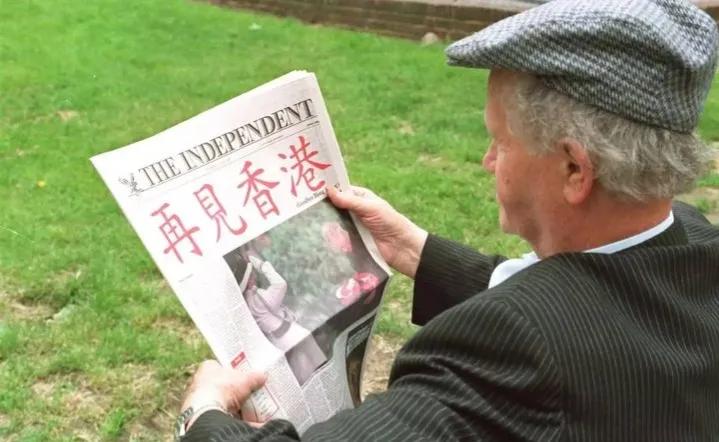 *小平邓**说香港“50年不变”是什么意思，为什么偏偏是50年？