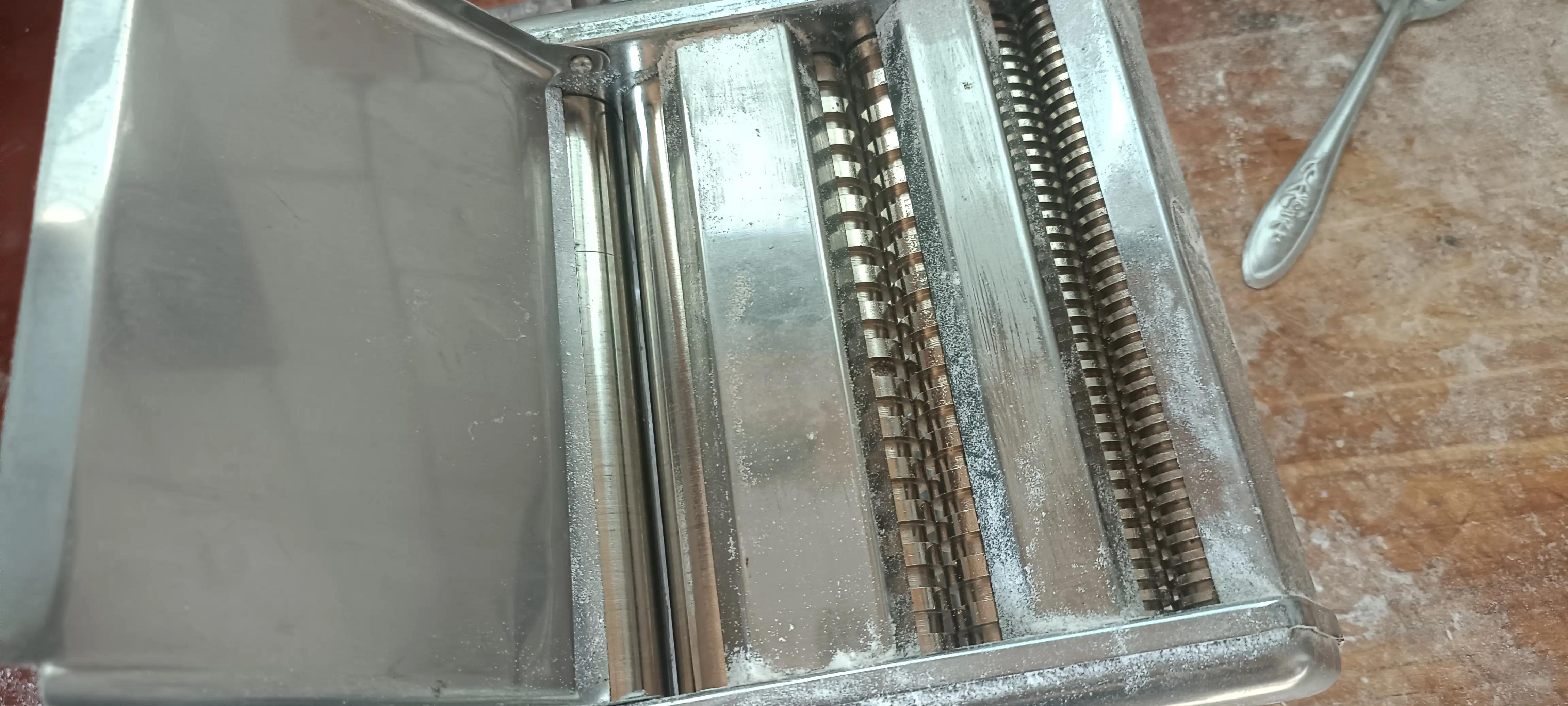 日本全自动压面条机大型,80年代老物件压面条机