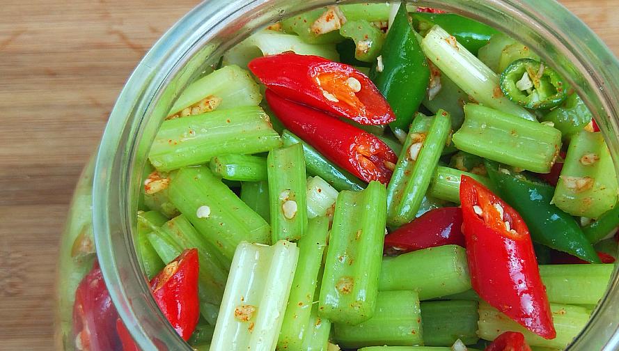 腌韭菜辣椒芹菜制作方法河南,腌制花生黄豆芹菜的做法大全家常