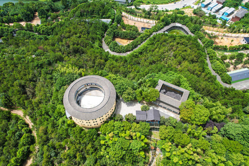 安吉中南百草园二天一夜攻略,安吉中南百草原刺激游乐项目