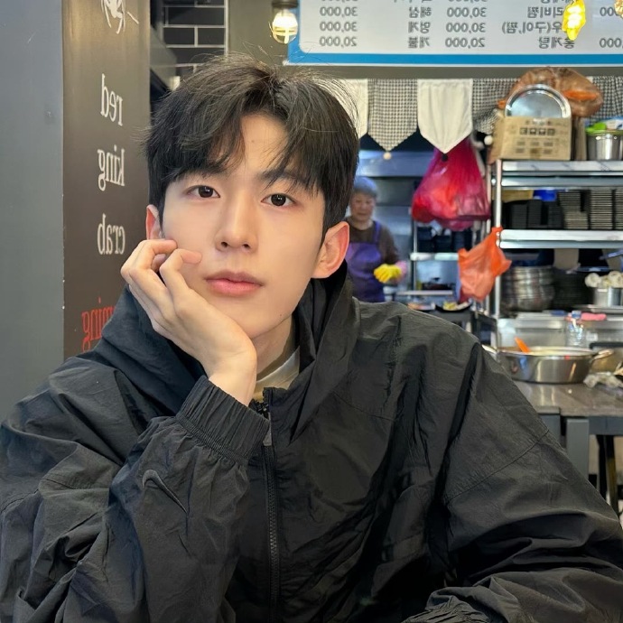 男生头像极简主义有深度,远离世俗的个性男生头像