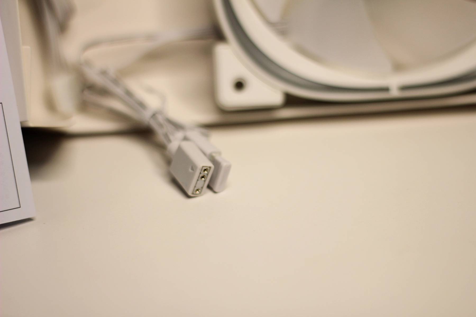 超频三ef120风扇安装教程,颜值散热风扇有用吗