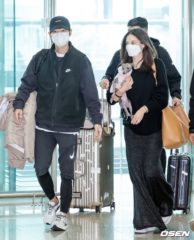 宋仲基katy夫妻相,宋仲基带妻子参加了釜山电影节吗