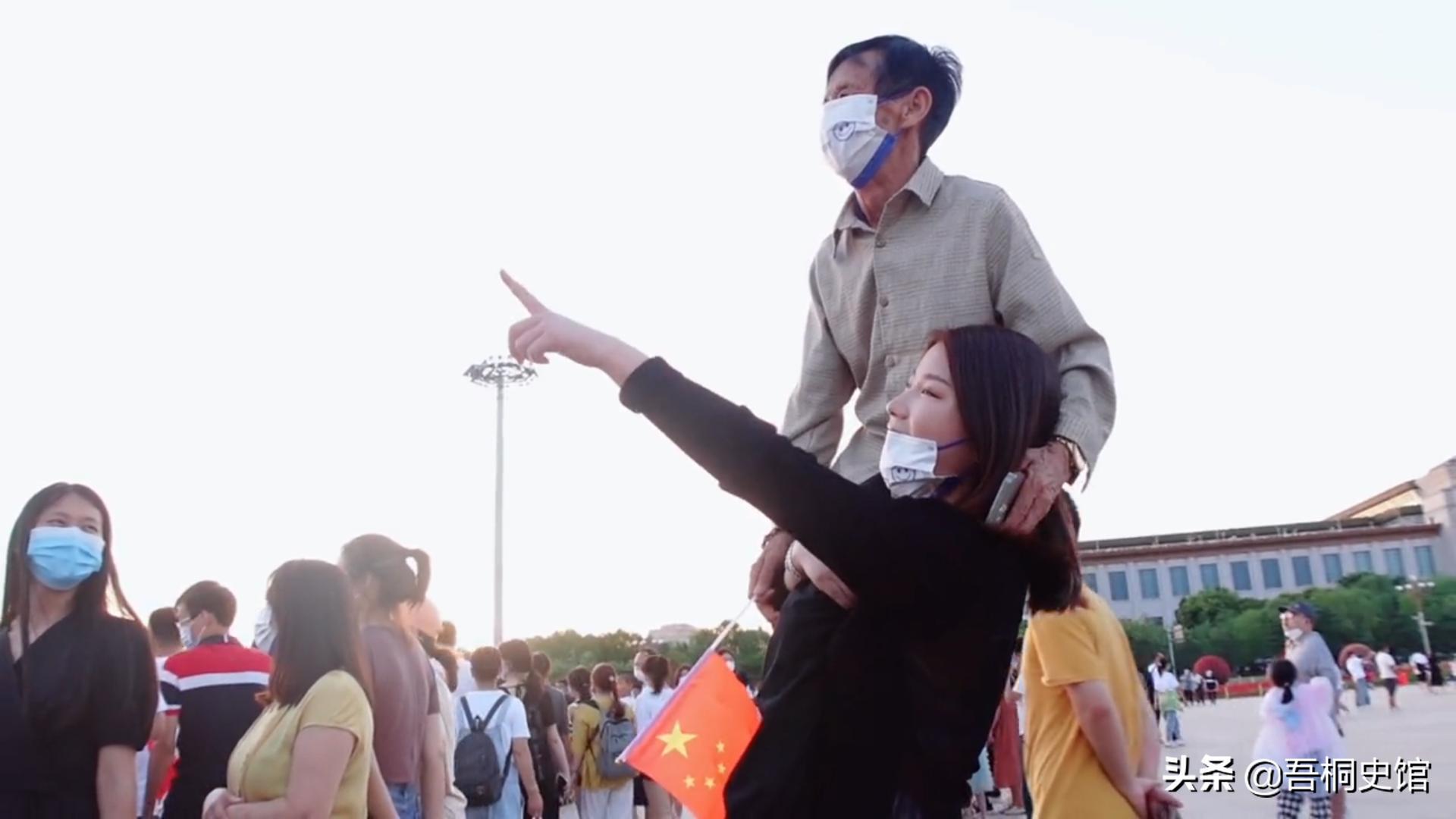 50岁老汉捡弃婴女儿身价过亿,1997年河南老头捡到弃婴