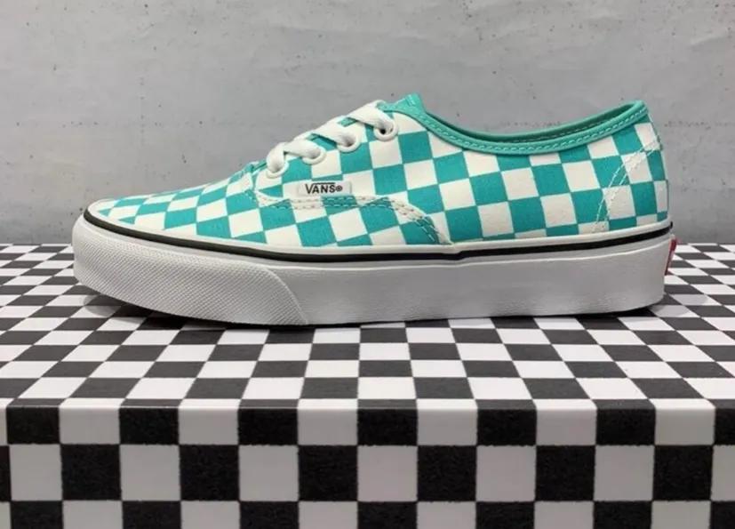 vans范斯情侣款拼色鞋,vans板鞋三只羊