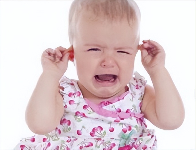 容易让爸妈忽略的小儿疾病中耳炎,怎么判断分泌物性中耳炎