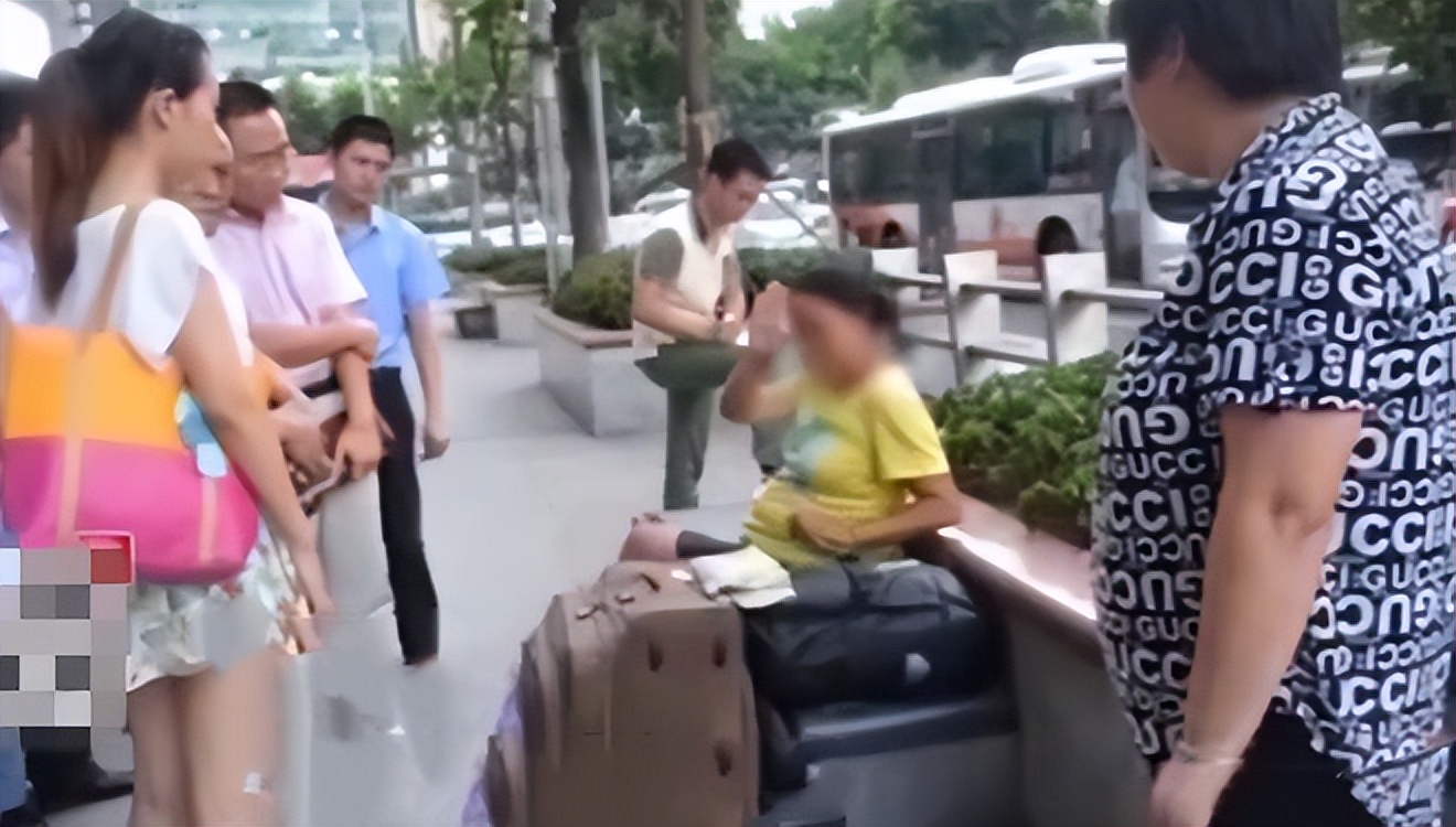 14岁女学霸失踪两天后发现死亡,女学霸校内失踪苦寻十年