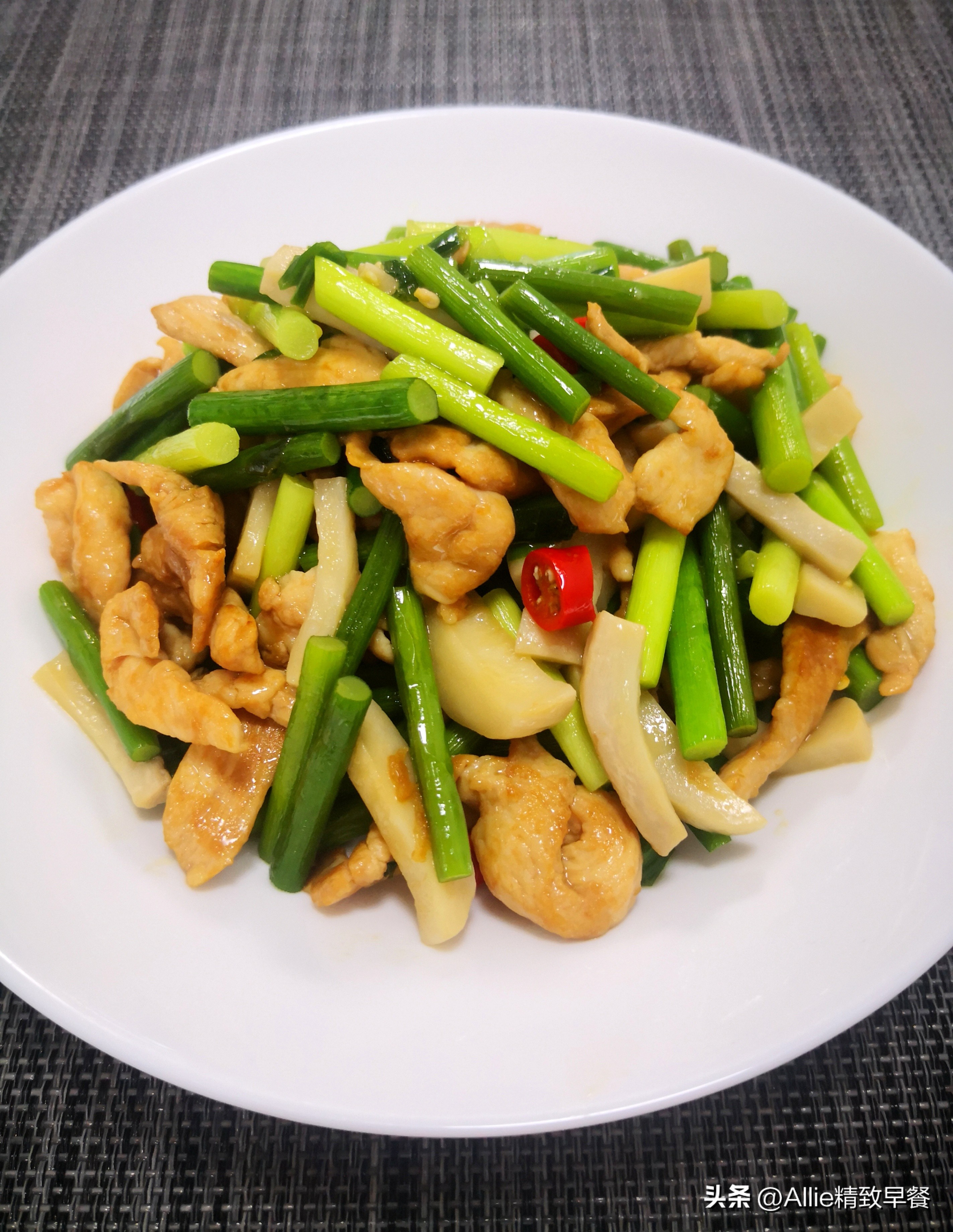 米酒糯米粉丸子做法,糯米小丸子米酒做法