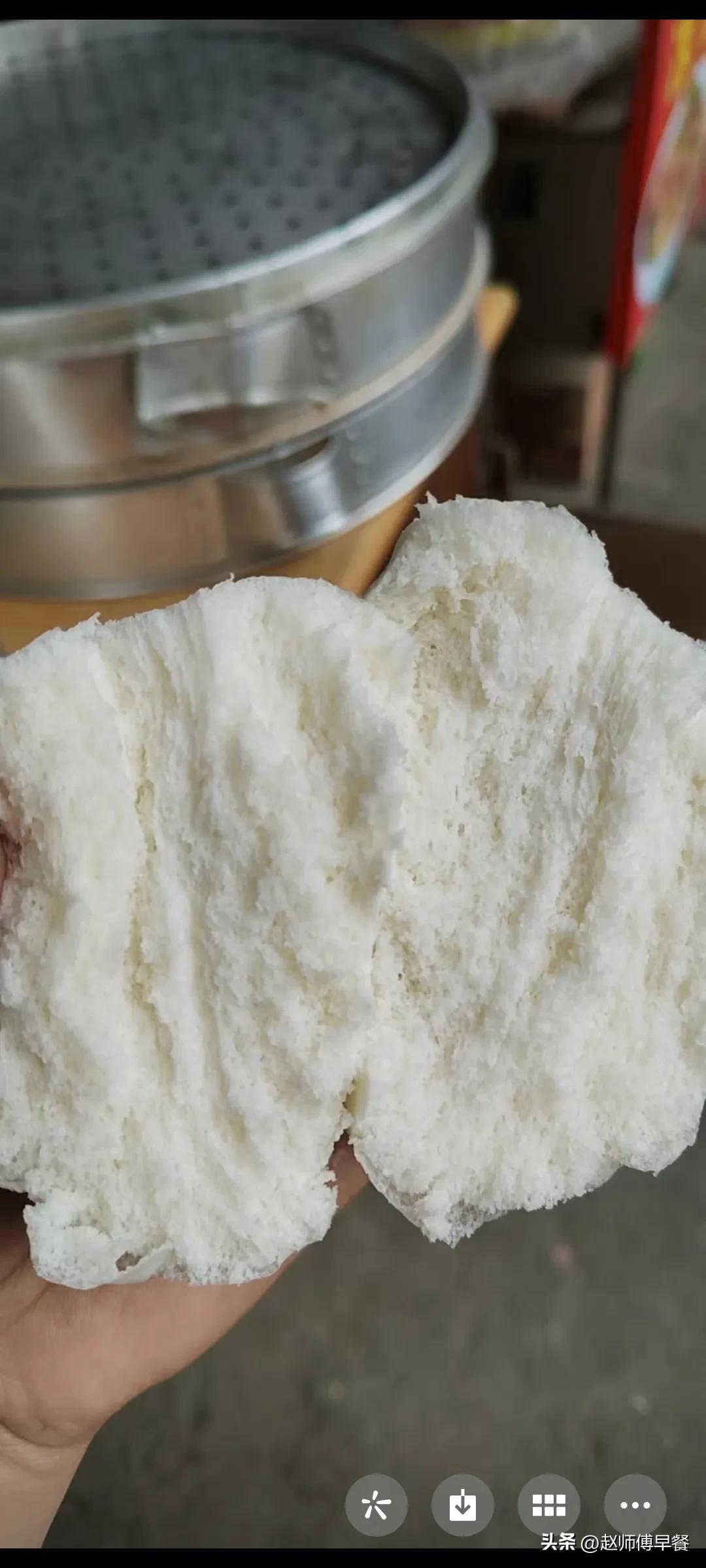 做出来的馒头毛孔粗糙，发黄没有面香味是怎么回事？该怎么解决？