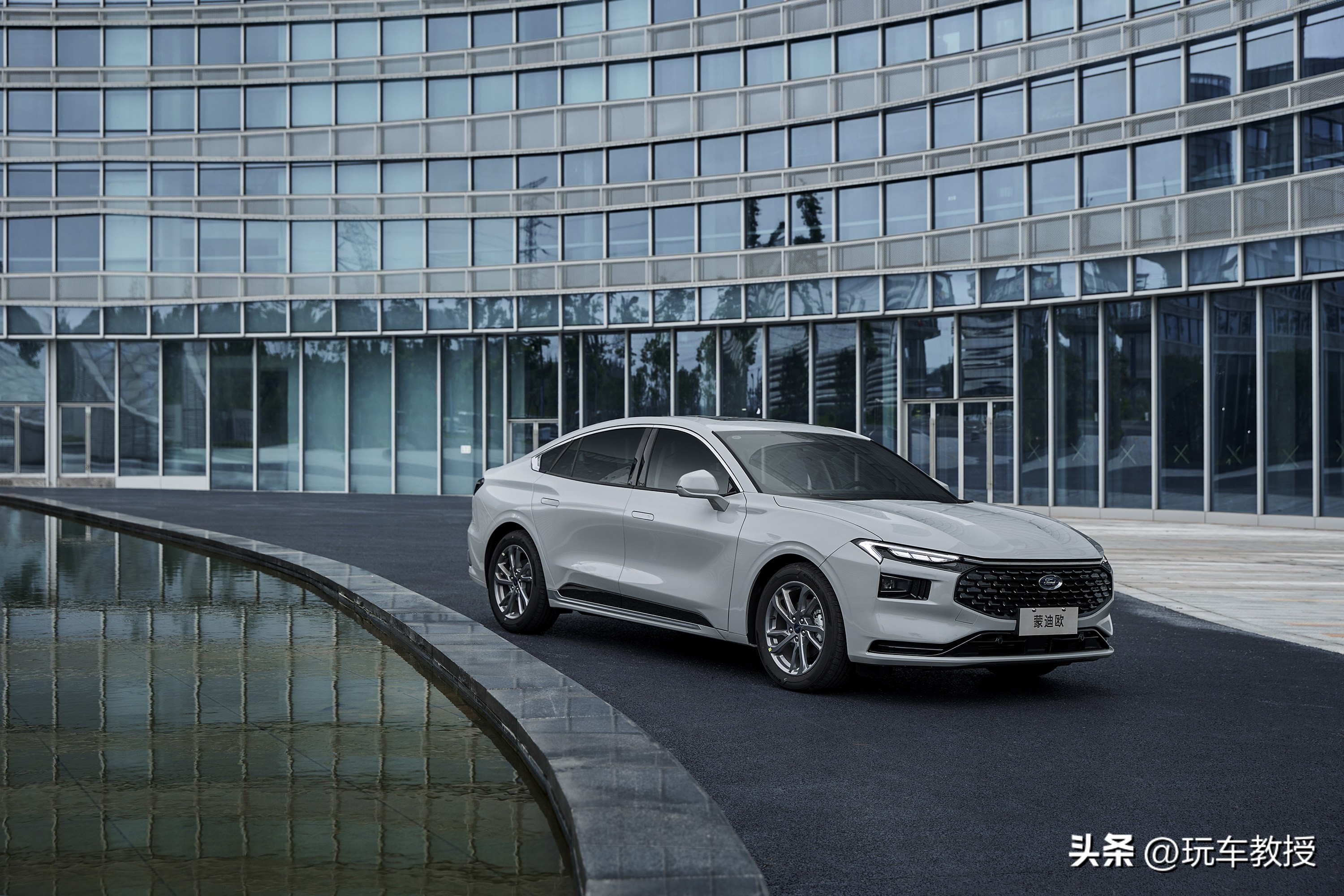 蒙迪欧2023豪华版性价比,颜值超高全新一代蒙迪欧终于来了