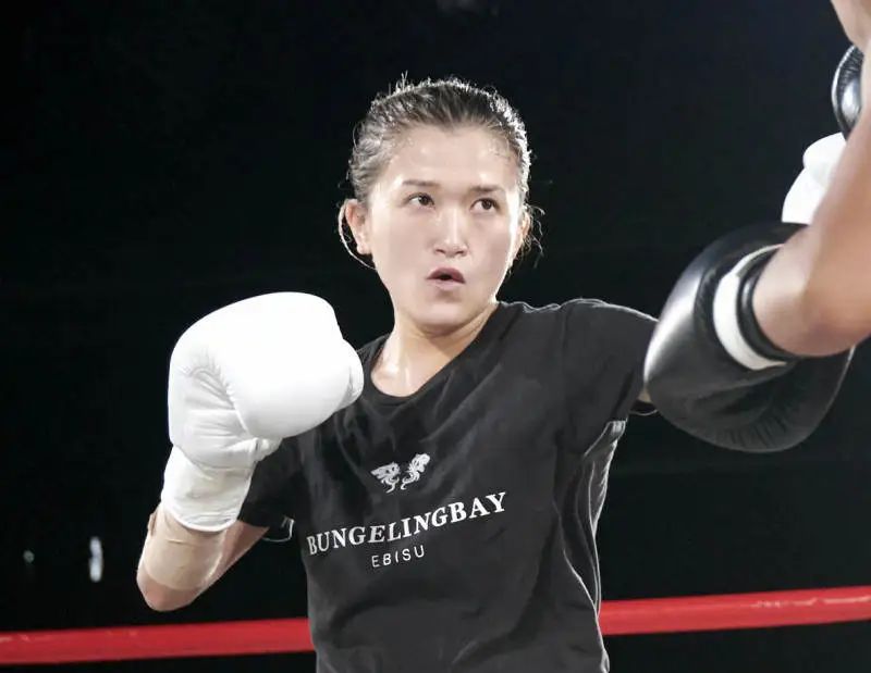 日本女生被狂嘲废物…6年后成功逆袭夺冠！还有什么借口不努力？