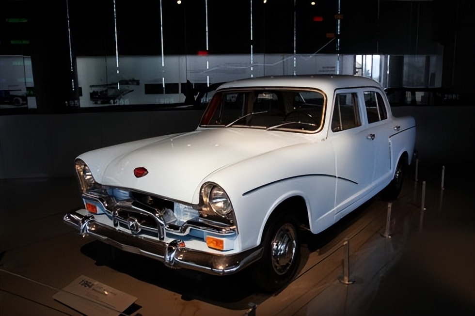 国人坑国人?德国提议桑塔纳定价8万,国内加价到20万?