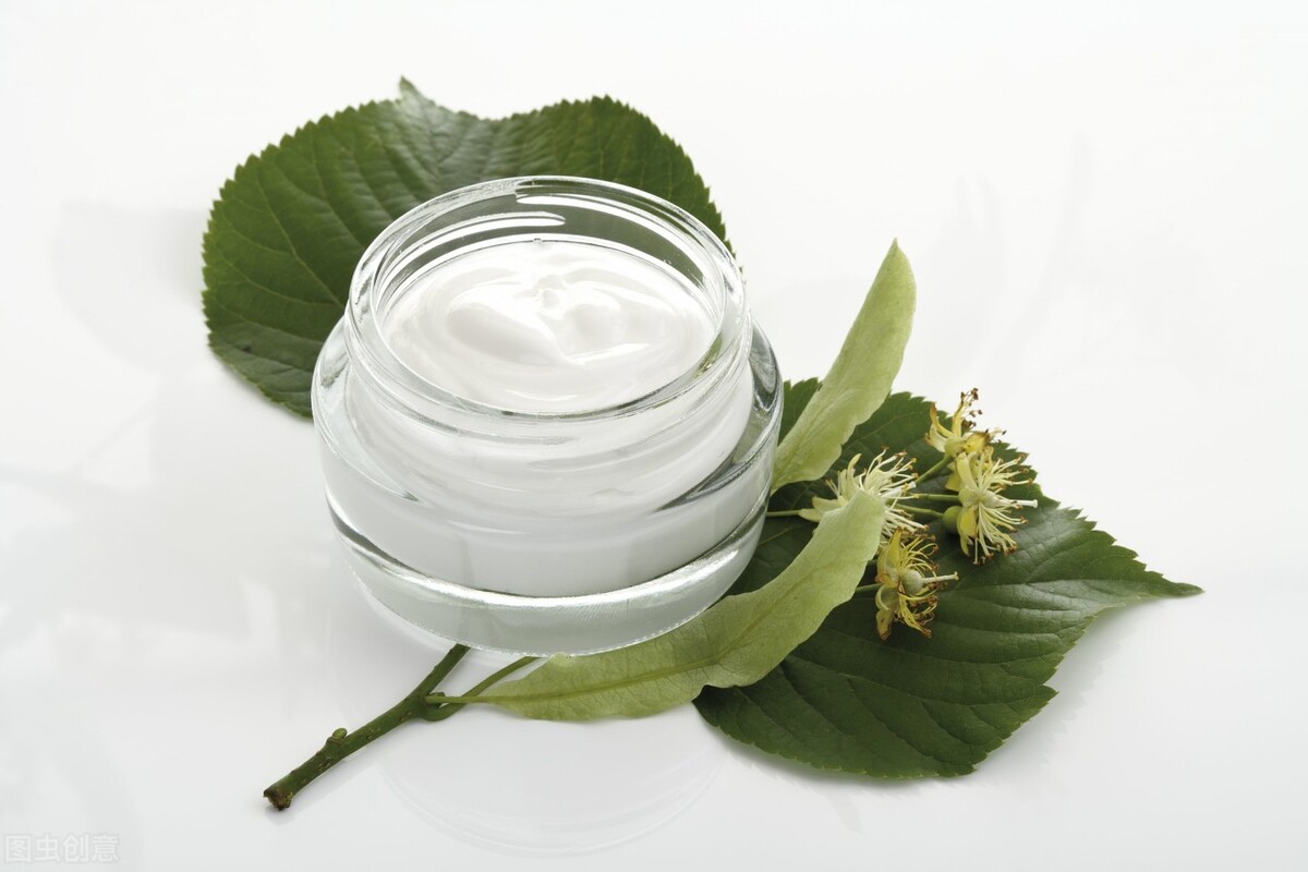 美妆教程日常化妆新手必备,美妆教程日常化妆初学零基础