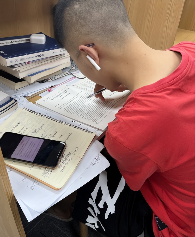 研友说:为梦想上岸985,人生不留遗憾