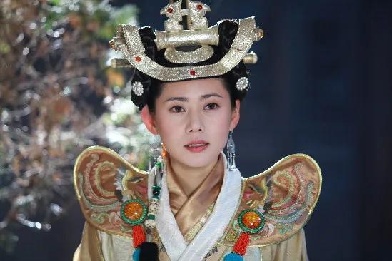 阿勒邱谁演的,阿勒邱是谁