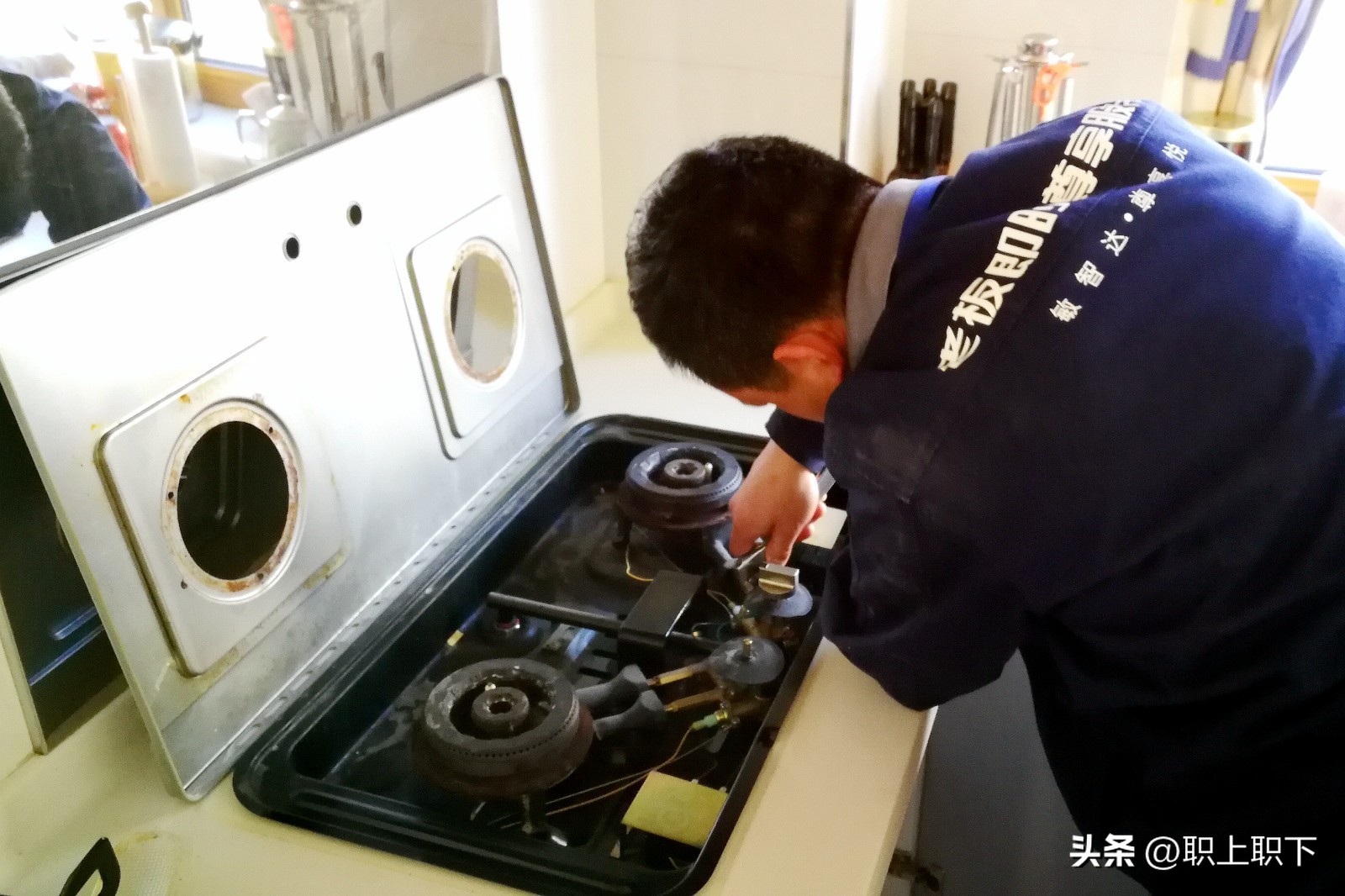 职业伴娘一个月多少钱,职业伴娘一般工资