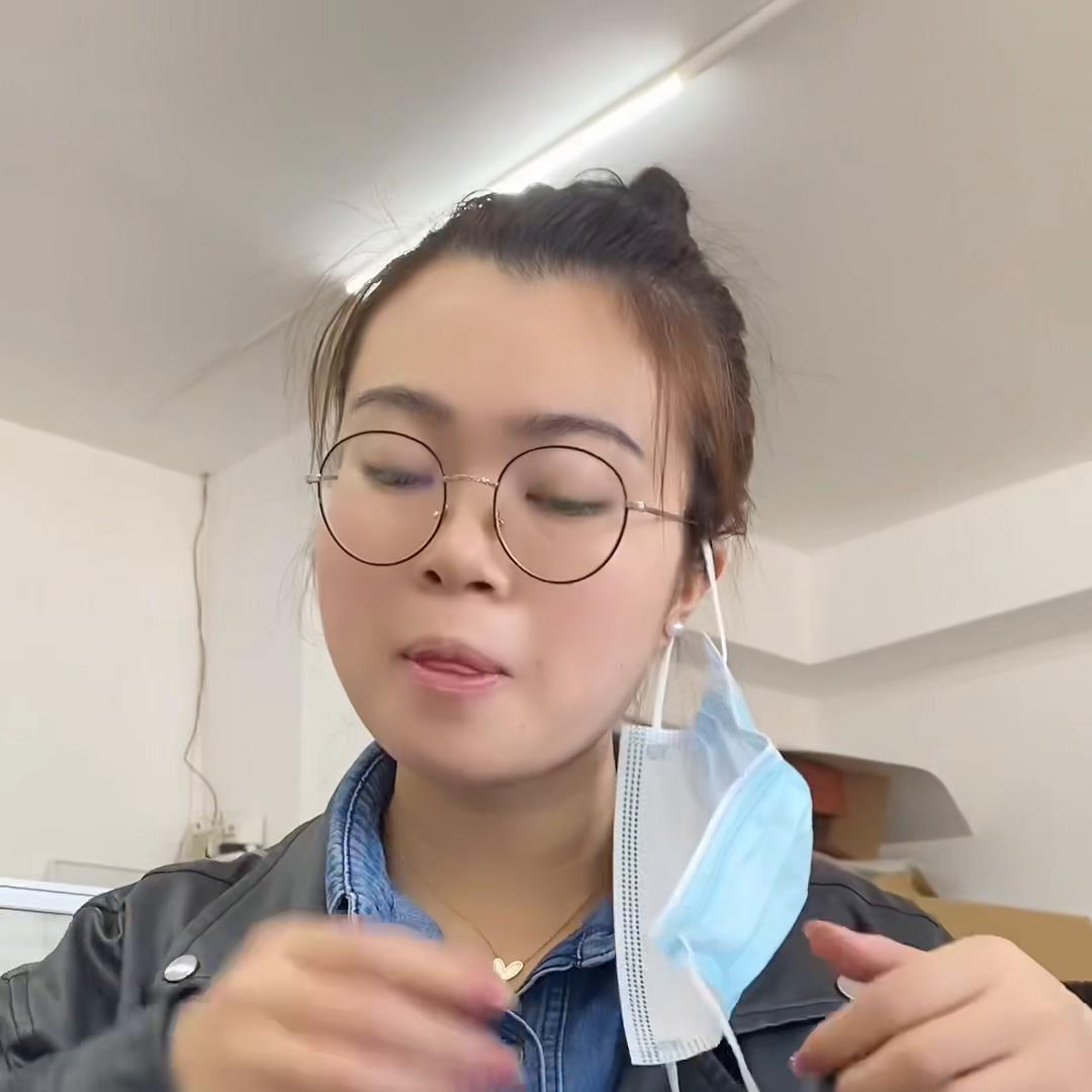 上海金山招聘包吃住工资8000以上,上海金山找工作文员