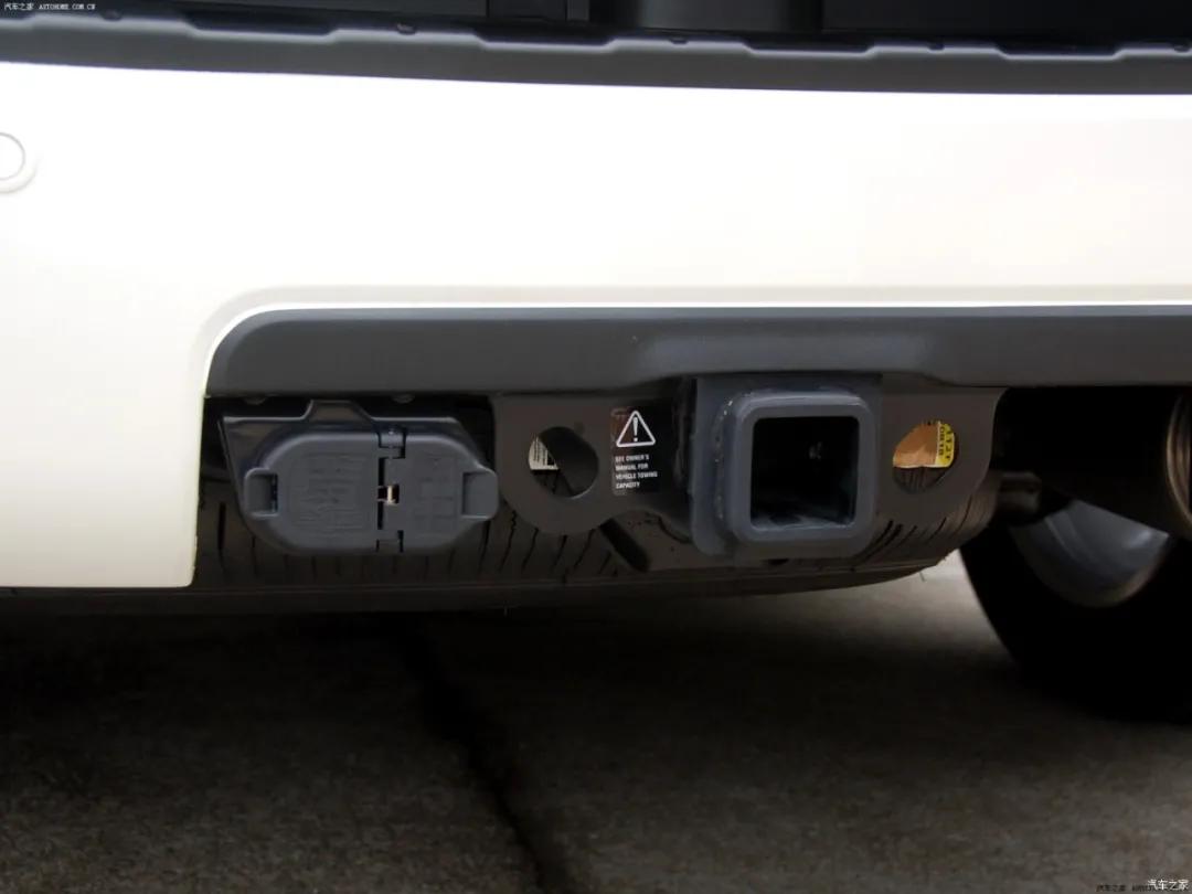 丰田红杉vs兰德酷路泽价格,丰田红杉二手车v6