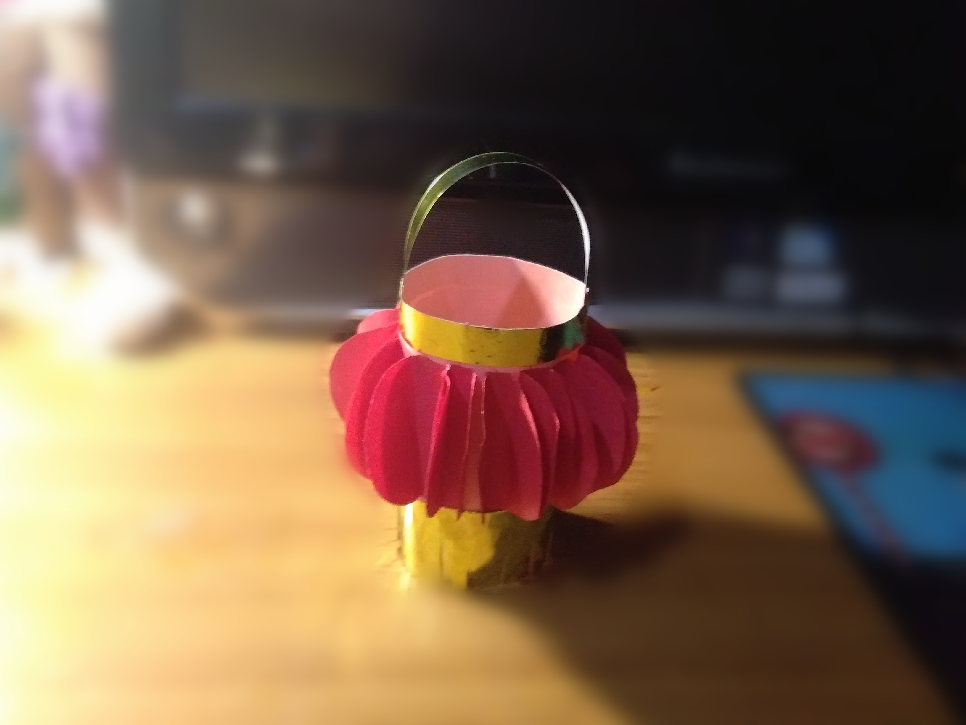 做过年的红灯笼简单又好看,新年红灯笼怎么做好看又简单