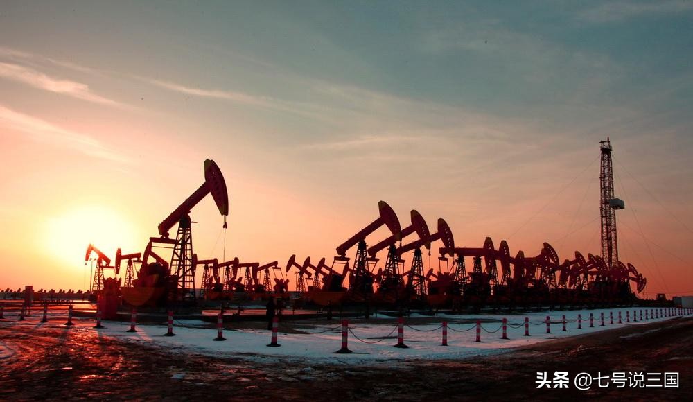 我国石油产量最高的10个省份，南方只有1个，其余9个都在北方