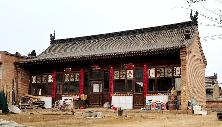 夏日农村院子遮阳隔热,农村屋顶夏天太阳晒得太热怎么办