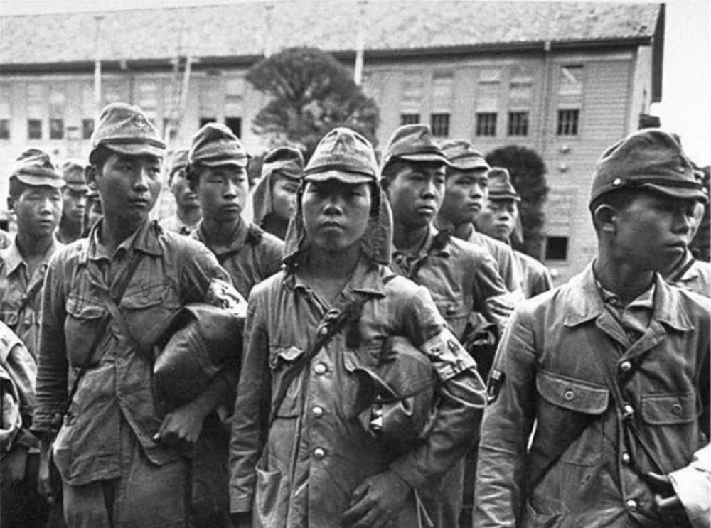 日本慰安夫:美国女兵的专属男宠,一天要接待十几位客人