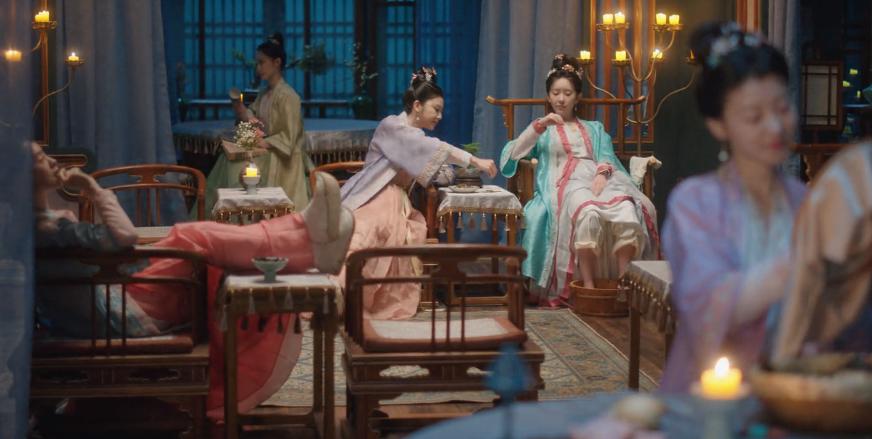 《卿卿日常》热度“高开疯走”，我真是要被弹幕上的网友笑死了