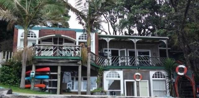 新西兰老板性侵中国和日本工人女孩，常见套路：先按摩，然后强奸