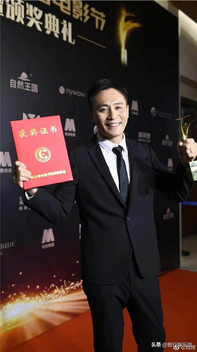 长春电影节刘烨再次荣登影帝，用心演好32年为国守岛人，感动全民