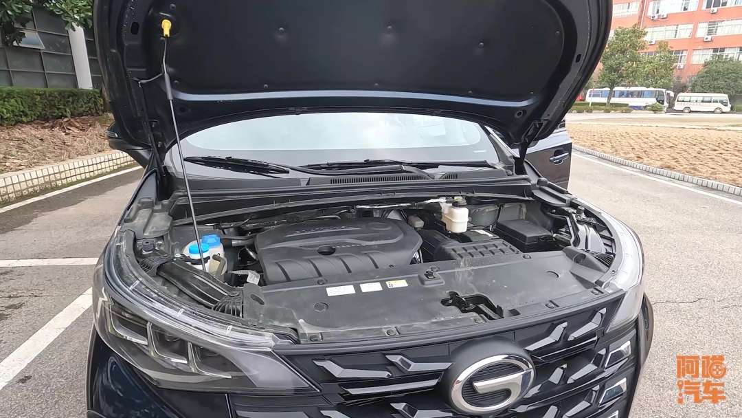 广汽传祺m6mpv,入门级紧凑型mpv