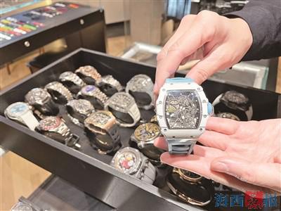 理查德米勒的事情,深圳海关查获百达翡丽表