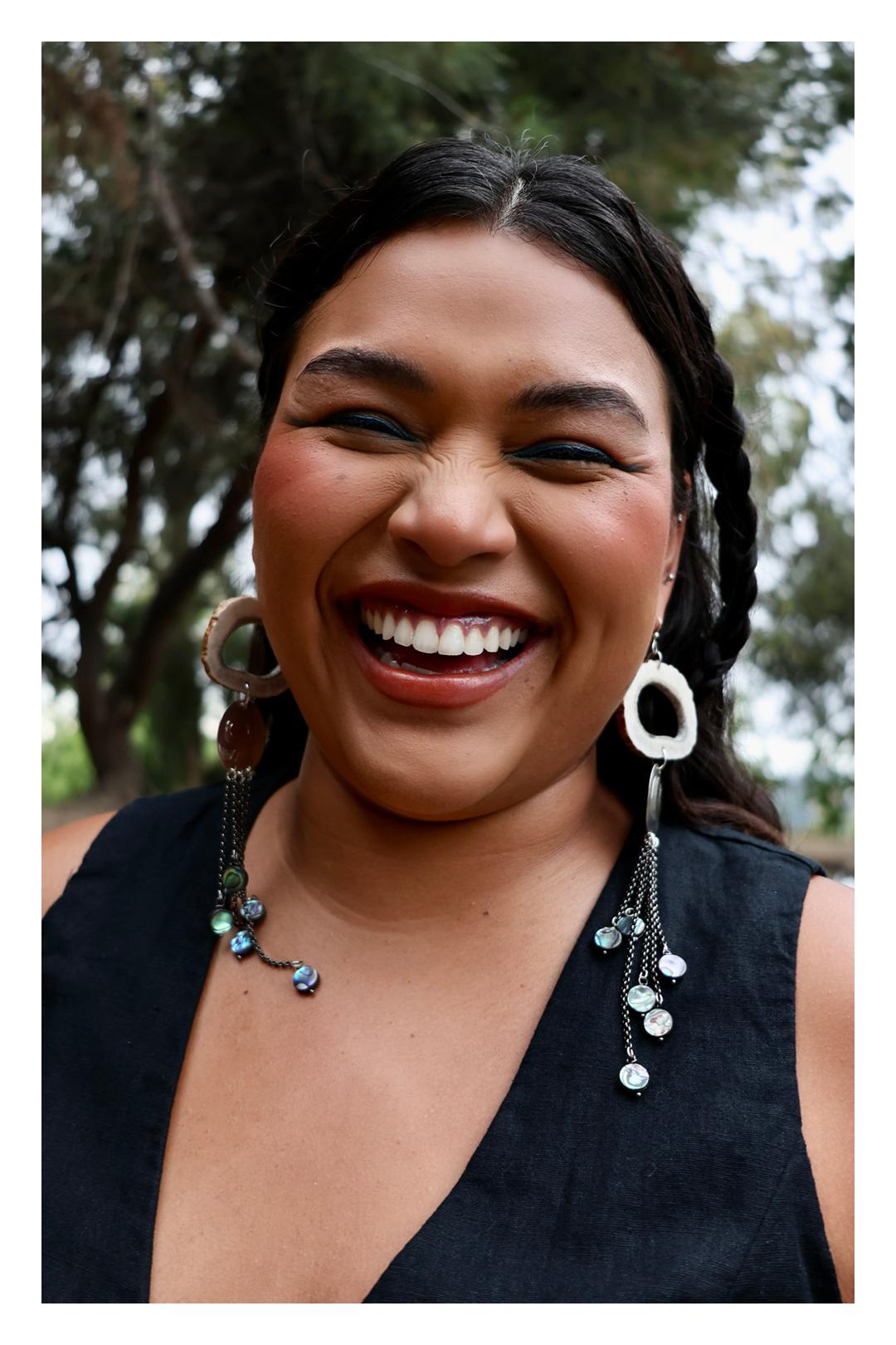 侯明昊最近在横店拍戏吗,侯明昊横店最新路途