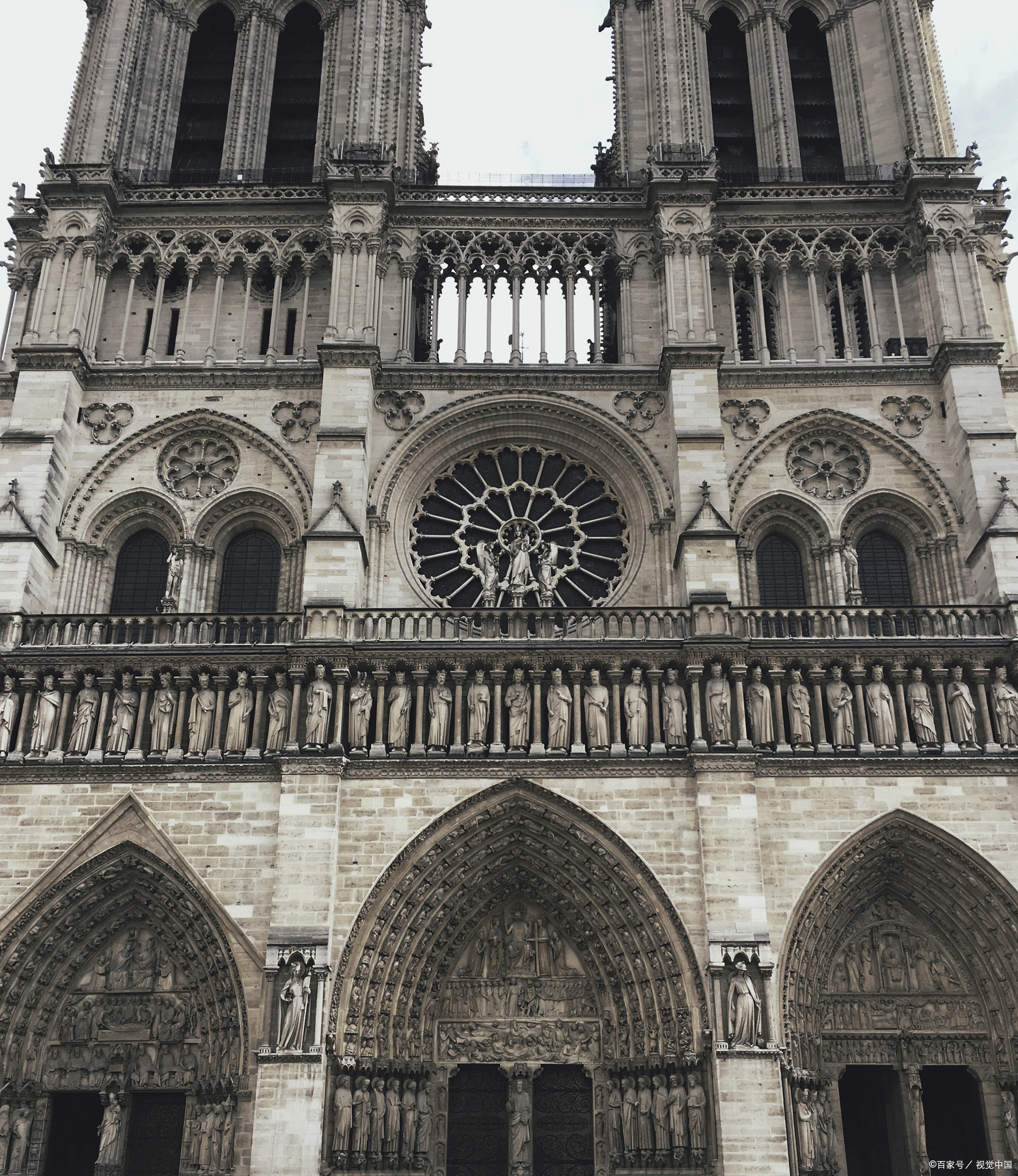 意大利奢侈品牌排行榜前十名,法国和意大利奢侈品品牌有哪些