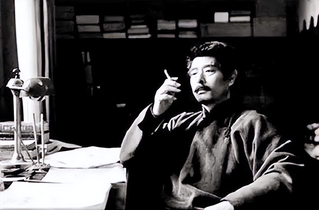 鲁迅玩伴闰土：57岁悲惨病逝留下5个孩子，后代和鲁迅儿子成朋友