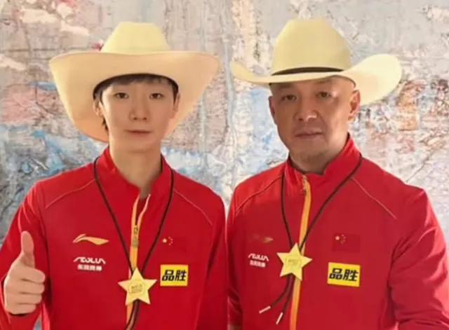 国乒教练肖战家庭成员,国乒教练肖战的真实年龄