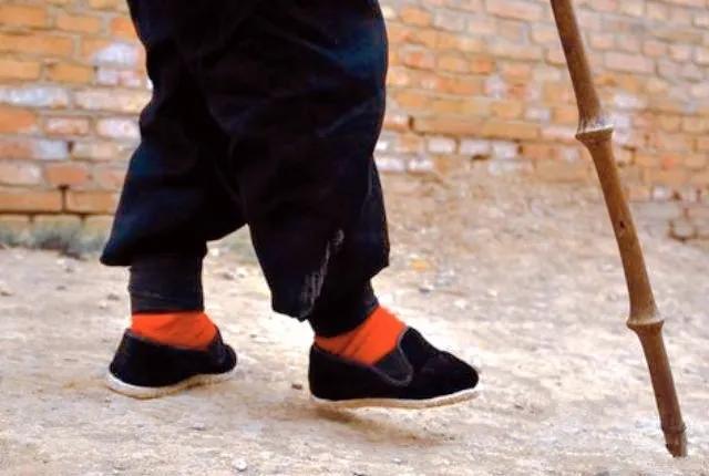 愿天堂里的奶奶没有病痛折磨,愿奶奶在天堂没有病痛折磨