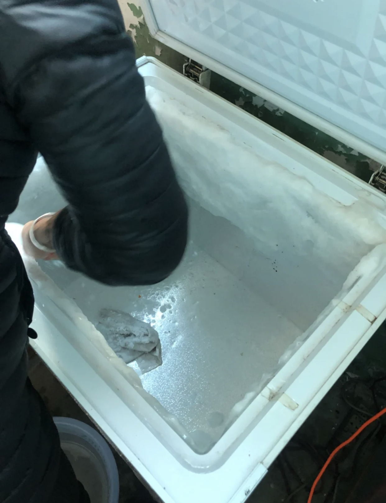 冰柜费电还是省电,冰柜实用价值高吗