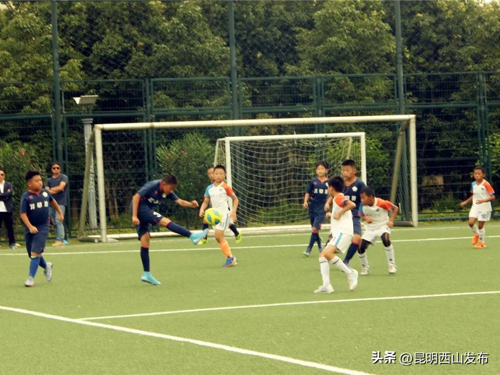 云南足球青训中心,西山足球青训学校