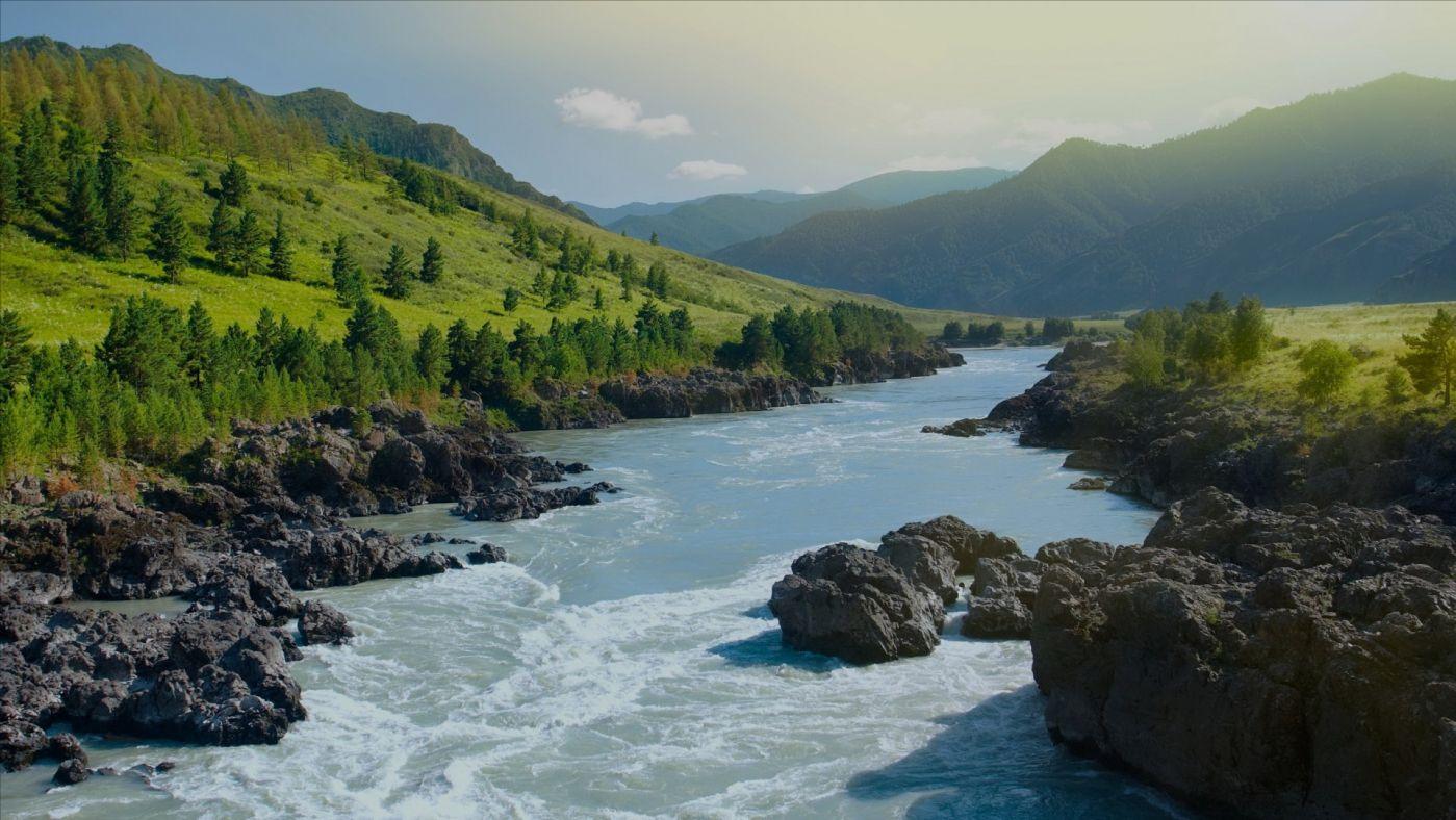 云南省兰坪盆地的沉积构造,对周围环境的意义与作用