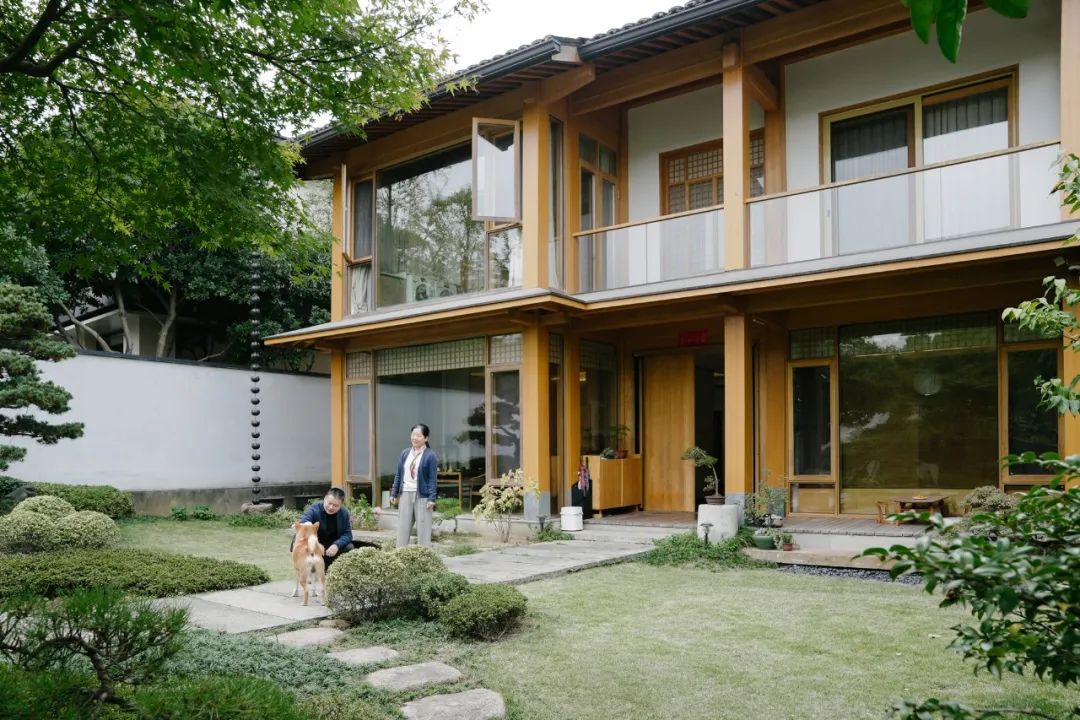 他用古法造400平方米房子,他用古法造400私宅