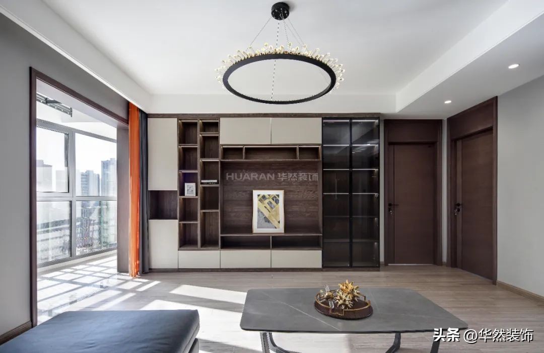 客厅一点也不高级,简单大气上档次的客厅电视背景墙