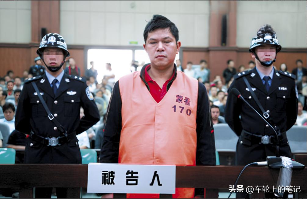 云南醉驾撞人事件,醉驾撞交警事件