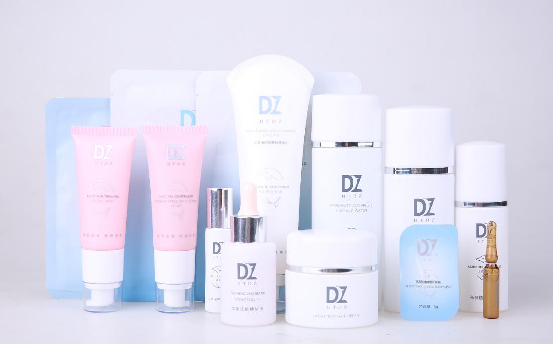 55岁阿姨都在用的抗皱面霜,适合妈妈用的抗皱面霜老爸评测