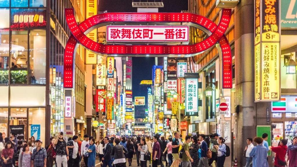 李某峰被罚了多少钱,李某峰诈骗案