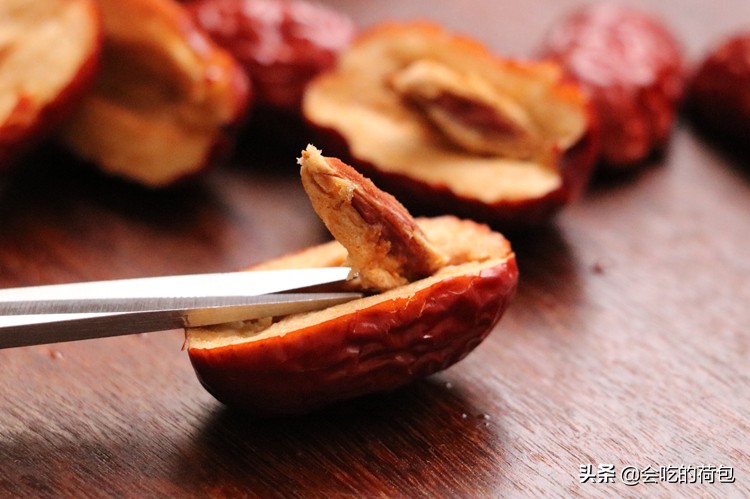 苹果跟红枣喝了有什么好处,冬季苹果红枣可同吃吗