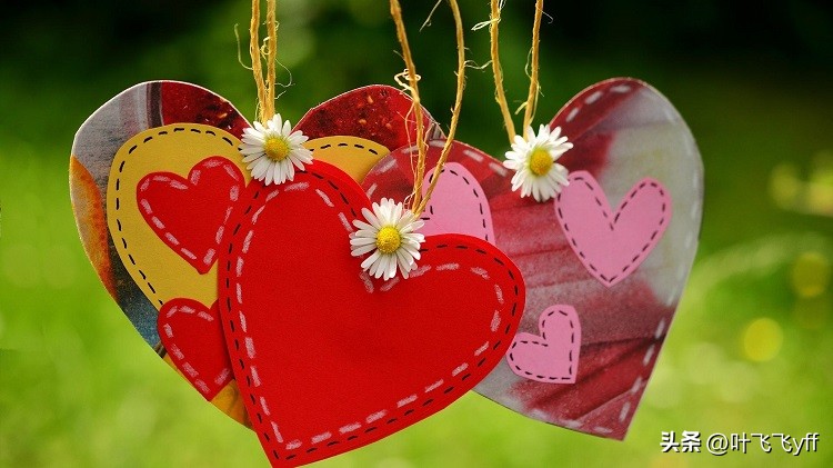 舍不得放手的男人有哪些表现,男人知道老婆和别人聊暧昧的表现