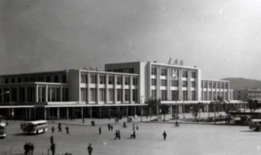 广州打卡景点或网红景点,广东火车站免费网红打卡地