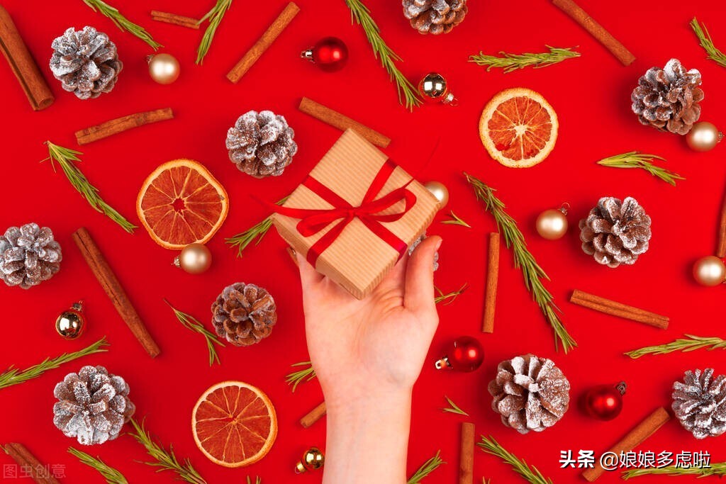 情人节送女朋友什么礼物比较浪漫,情人节送女生礼物怎么说最浪漫